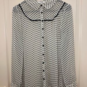 XXI White polka-dot button down blouse